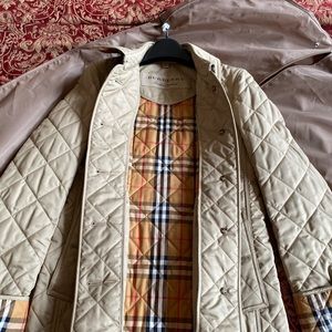 NWT Burberry Diamond Quilted Down Jacket